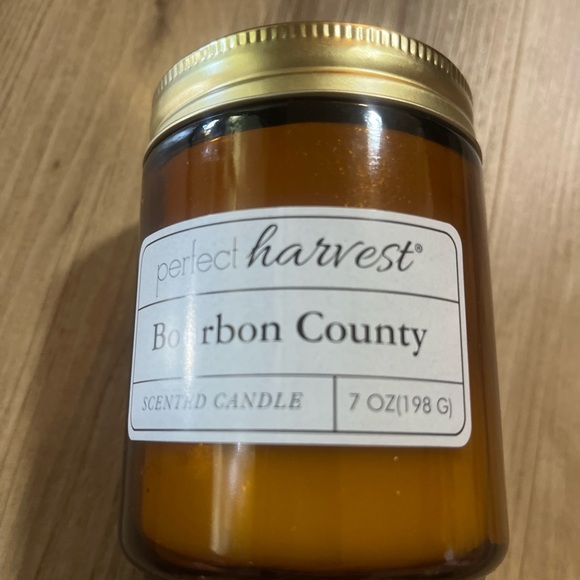 Perfect harvest candle lot of 4 - Picture 3 of 3